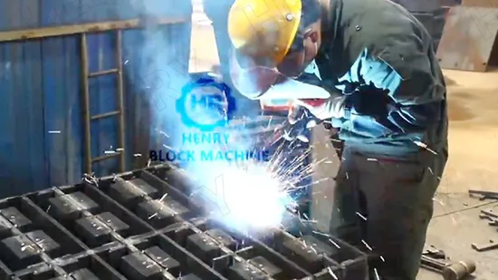 Support Customization Q345 Wear Resistance Small Error Block Machine Mould Hollow Block Machine Mould Paver Mould Curbstone Mould 